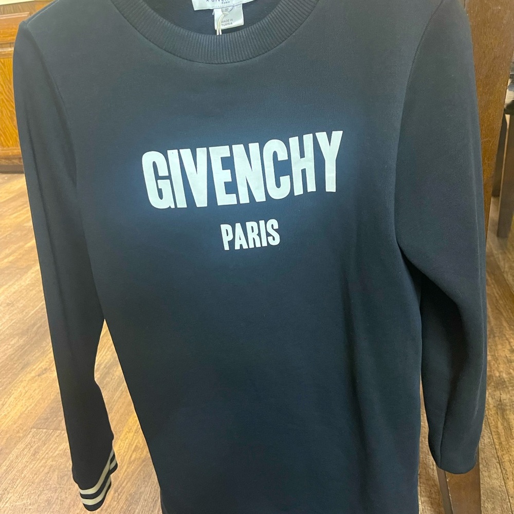 Almost bran new worn a few times only!